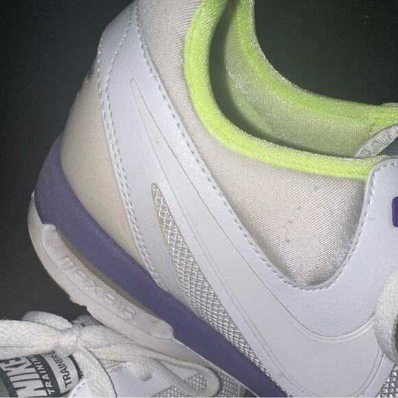 2011 Nike Womens Retro Trainer One Air Max Sneakers 8.5 white lime purple casual - Picture 5 of 15